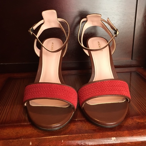 Brown/Red wedges - Picture 2 of 4