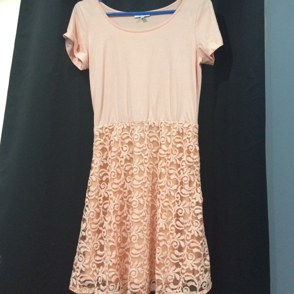 peach dress | from delia's