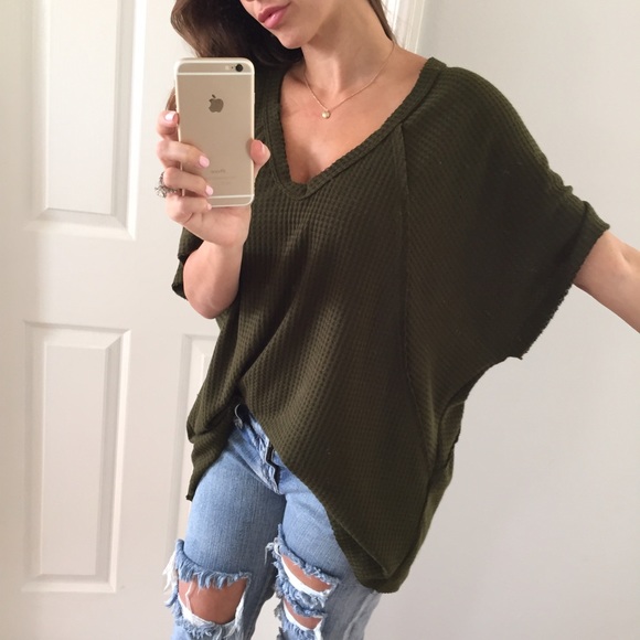 Loose Olive Waffle Top - Picture 2 of 4