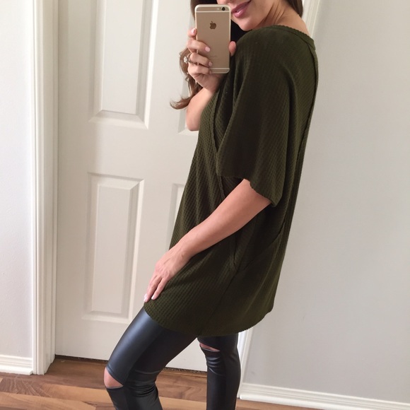 Loose Olive Waffle Top - Picture 3 of 4