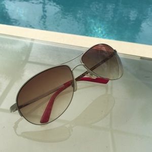 Authentic Juicy couture sunglasses