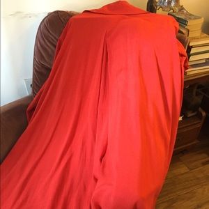 Long red cape~ Chic Halloween DRAMA!