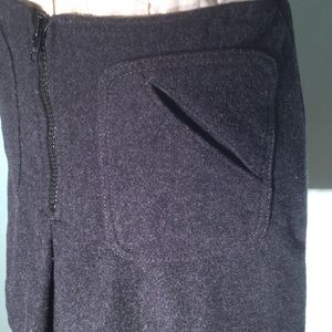 Gap gray wool mini w/patch pkts & exposed zipper