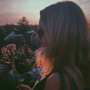 Meet your Posher, Claire