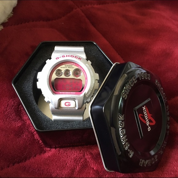 PINK/SILVER GSHOCK