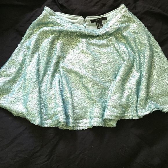 Forever 21 sparkly skirt