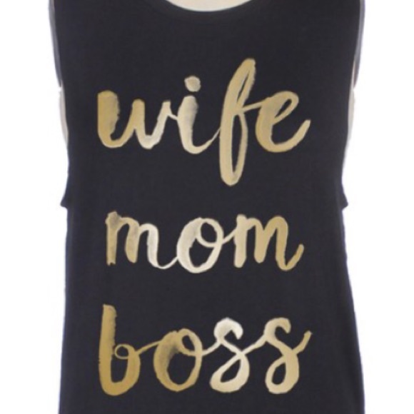 S-M 😍🎉 customer fav! Wife Mom Boss Tee - Picture 2 of 4