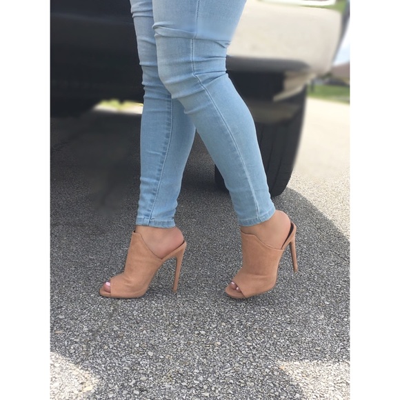 Blush mule peep toe heels - Picture 3 of 4