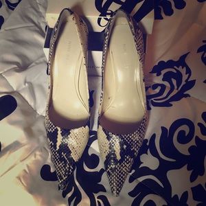 Nine West size 71/2 2 inch kitten heel.