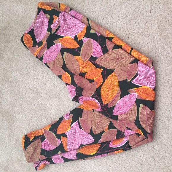 Lularoe OS leggings NWOT