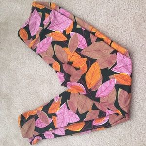 Lularoe OS leggings NWOT