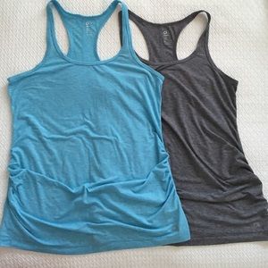 GapFit Maternity breathe racerback tanks size S