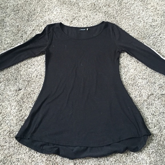 Detailed Black Shirt (juniors)