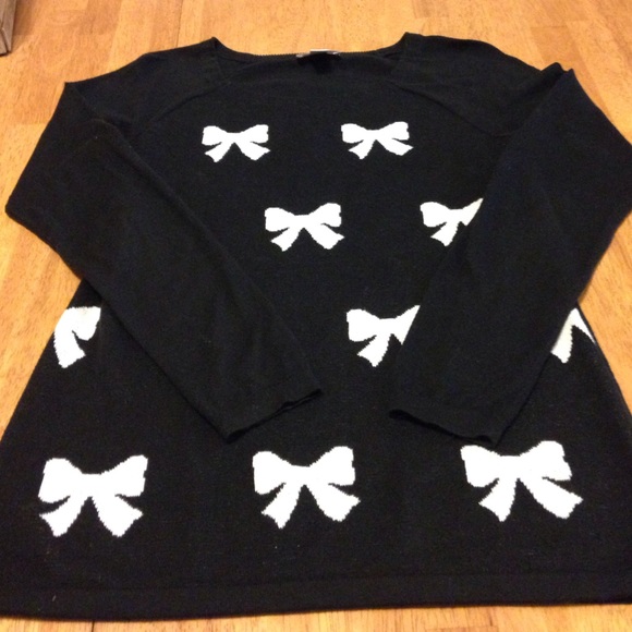 LOFT Sweater (gently used) Black with white bows
