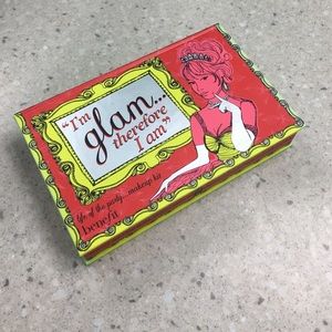 Benefit "I'm Glam Therefore I am" Makeup Kit
