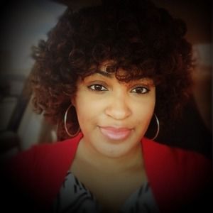 Meet your Posher, Shawna