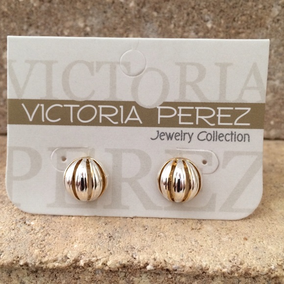 Stud Earrings | Silver and Gold