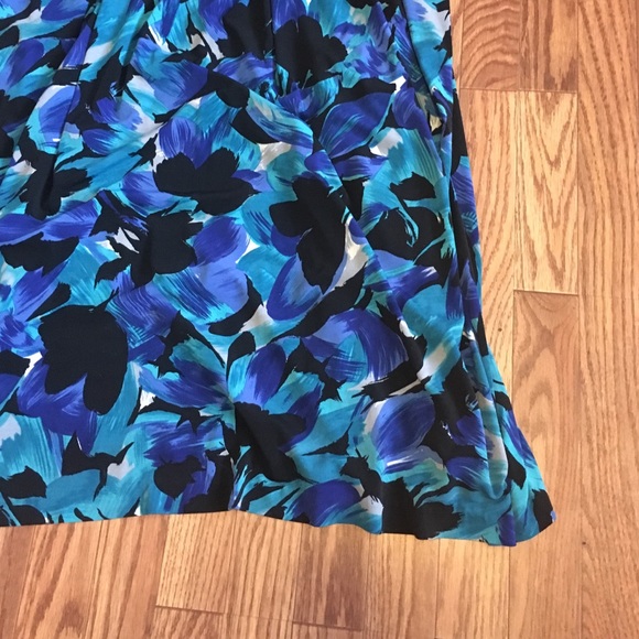 Blue Floral Dress - Picture 4 of 4