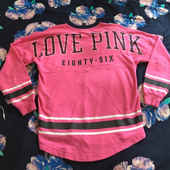 Vs pink crew neck sweatshirt