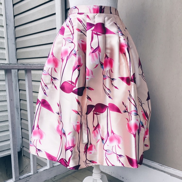 Dresses & Skirts - Host Pick 🎉🎊🎀🎉🎊🎀