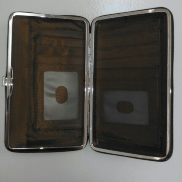 💎 Rhinestone/Stud Wallet 💎 - Picture 2 of 4