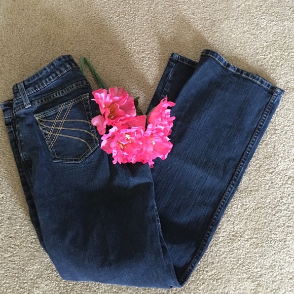 LEVI STRAUSS SIGNATURE JEANS. Like New.