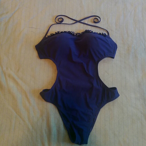 Bathing suit
