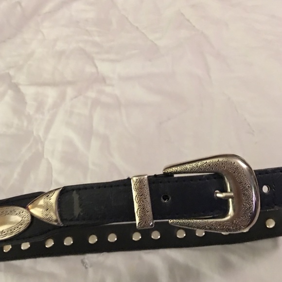 Belt - Picture 2 of 3