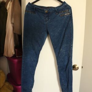 Distressed Skinny Jeans