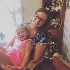 Meet your Posher, Corie