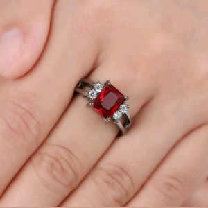 ❌️SOLD 10k Black Gold Filled Ruby Red Ring