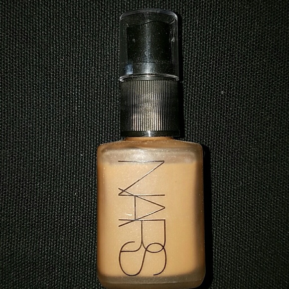 Nars foundation - Picture 1 of 3