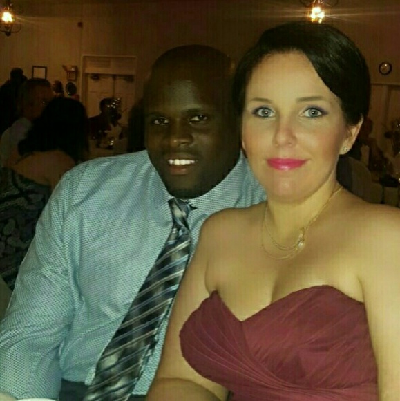 Meet your Posher, Stephanie - Picture 1 of 2