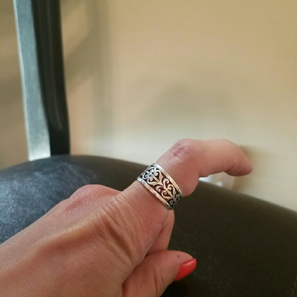SOLD! James Avery Open Adorned Ring - Picture 3 of 3