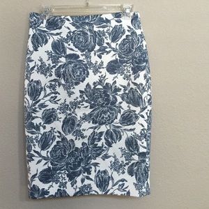 NWOT Ann Taylor Floral Skirt