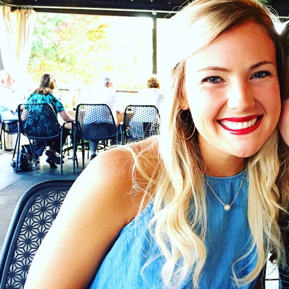 Meet your posher, Morgan!