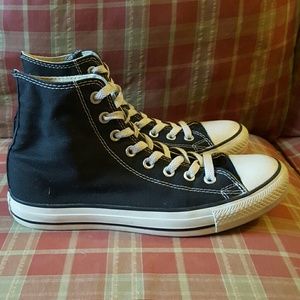 Black Converse All Star (size 10)
