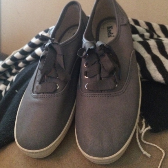 Keds new Grey leather size 7.5