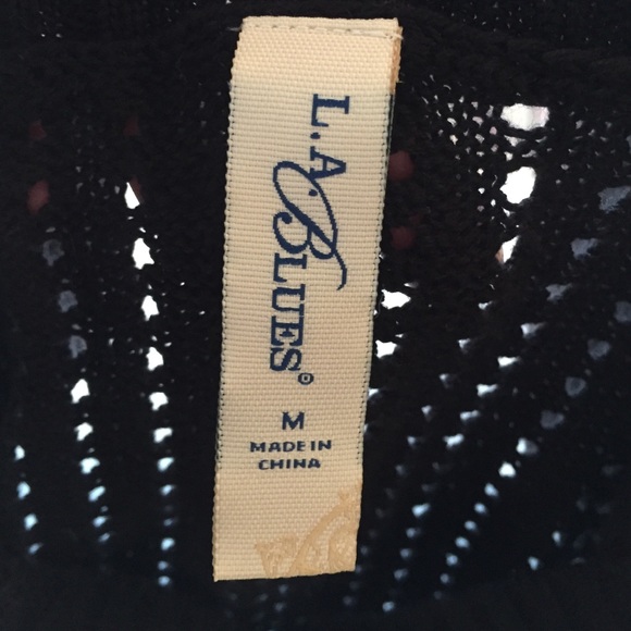 Black Sweater - Picture 4 of 4