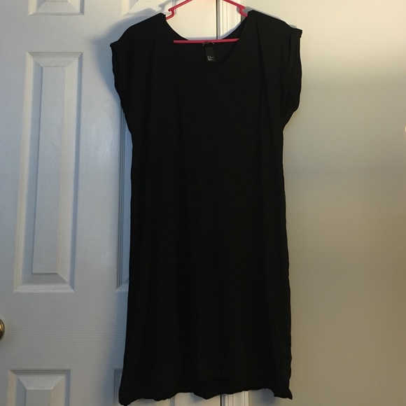 H&M short sleeve dress