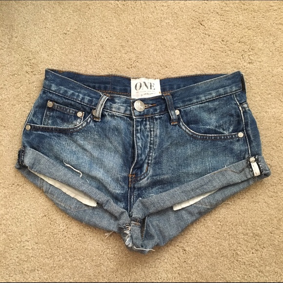 ❌SOLD❌ One teaspoon shorts bandits - Picture 1 of 2