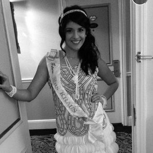 Meet your Posher, Iliana