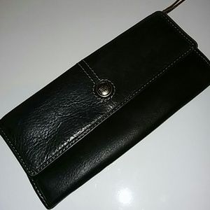 FOSSIL WALLET