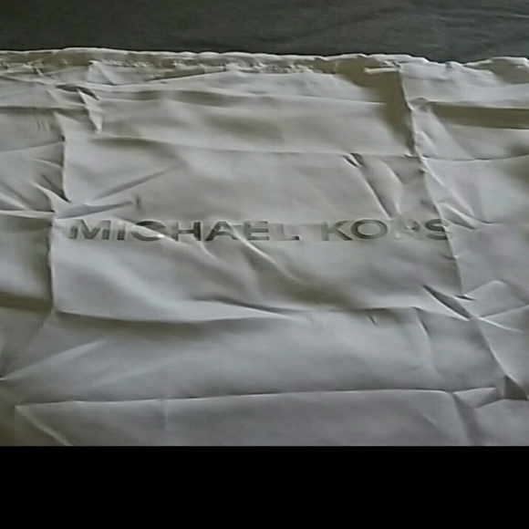 Brand new ! Micheal Kors bag - Picture 4 of 4