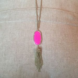 Kendra Scott rayne necklace Neon Pink-discontinued