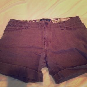 Casual brown shorts
