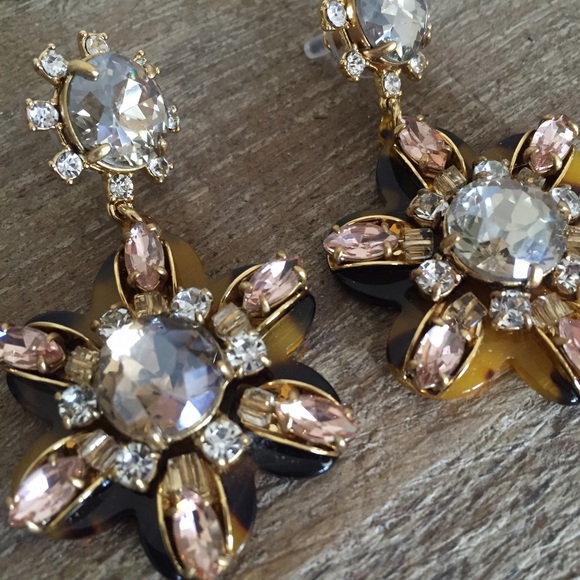 sale | j crew • petal burst earrings - Picture 4 of 4