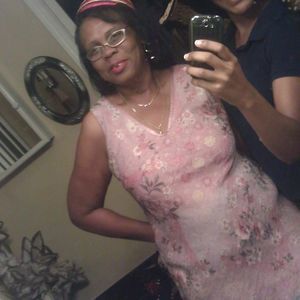 Meet your Posher, Yvette