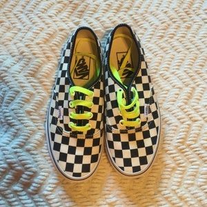 ⚪️⚫️Checkerboard Vans⚫️⚪️
