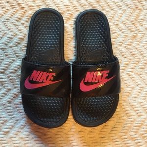 ✔️Nike sandals✔️